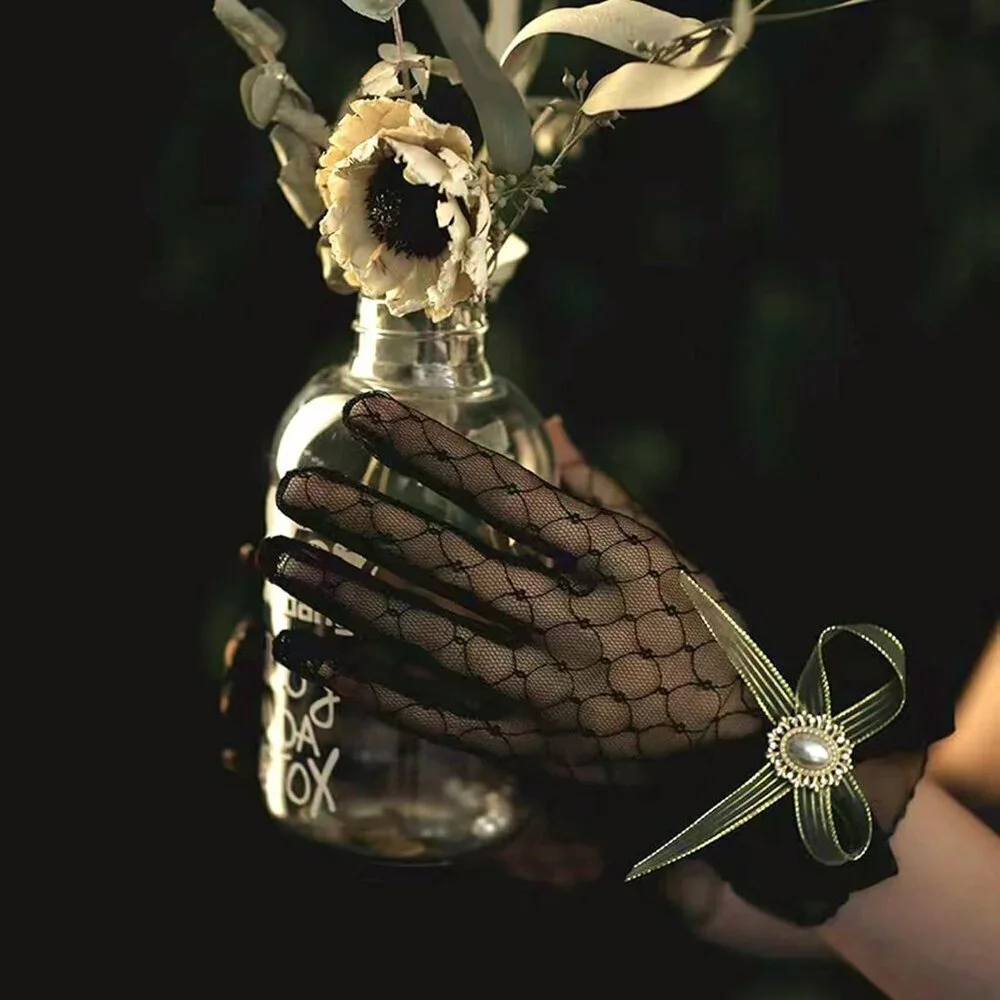 N/A banquets wrist can